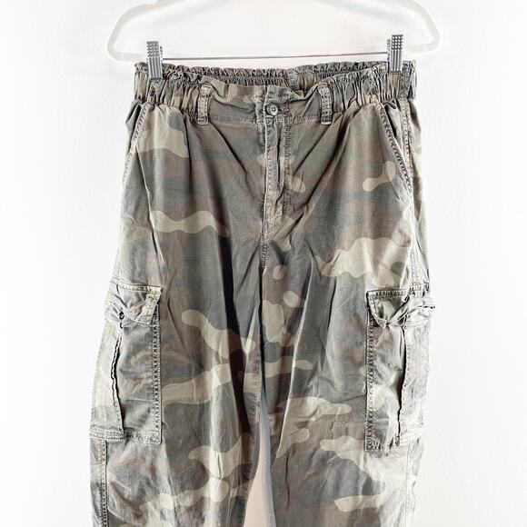 American Eagle Camo High Rise Jogger Cargo Pants Green 10 - Picture 5 of 9
